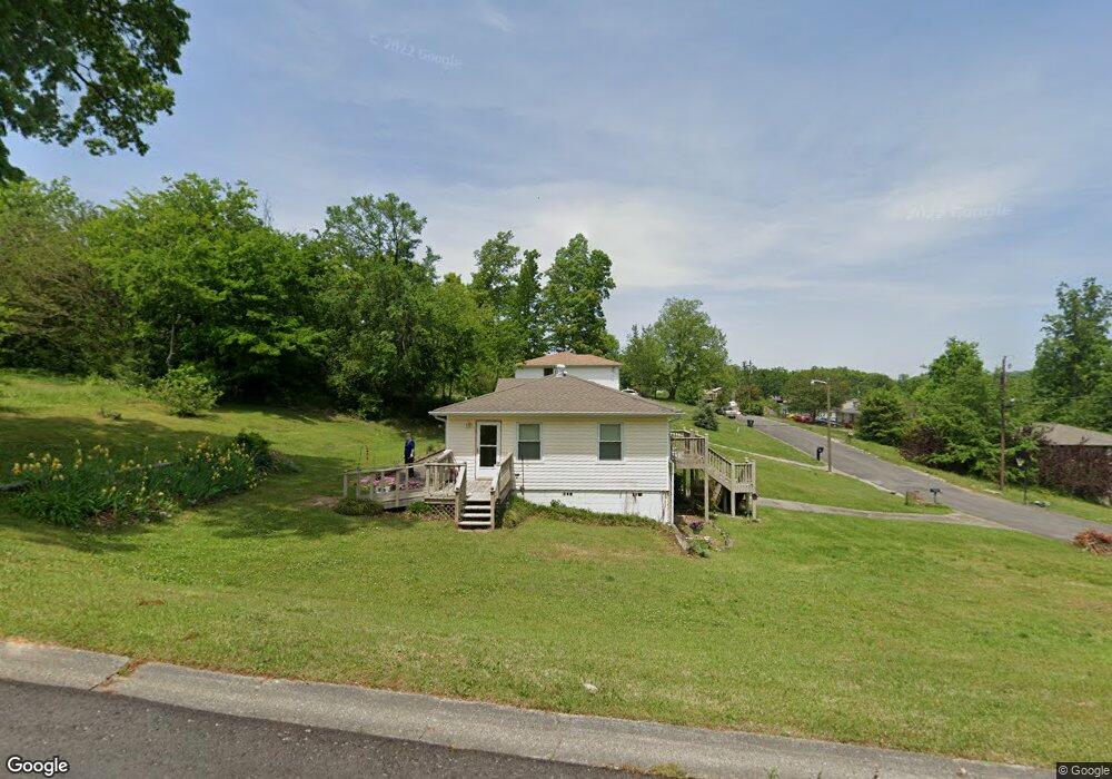 2800 10th St NE, Center Point, AL 35215 - photo 1