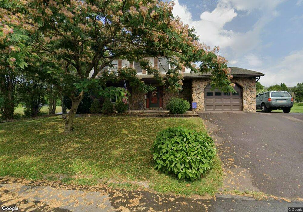 511 W 9th St, Bloomsburg, PA 17815 - photo 1