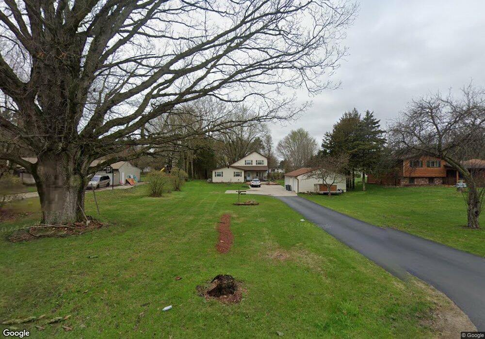 8557 N Mckinley Rd, Flushing, MI 48433 - photo 1