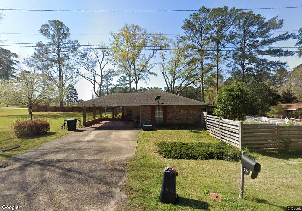 315 Llewellyn Ave, McComb, MS 39648 - photo 1