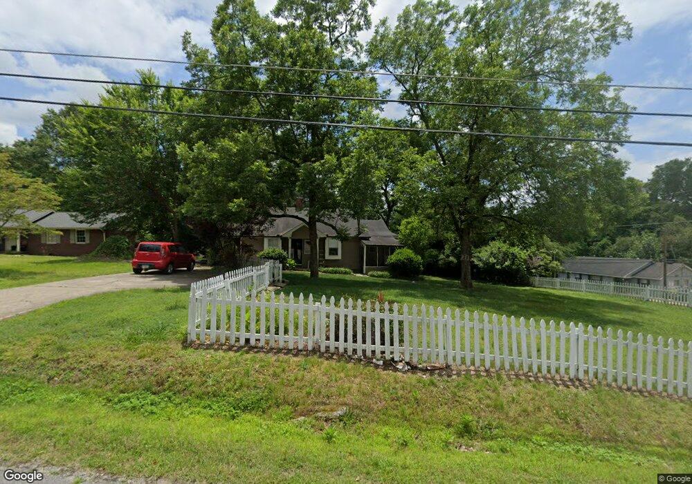 203 E 5th Ave, Winder, GA 30680 - photo 1