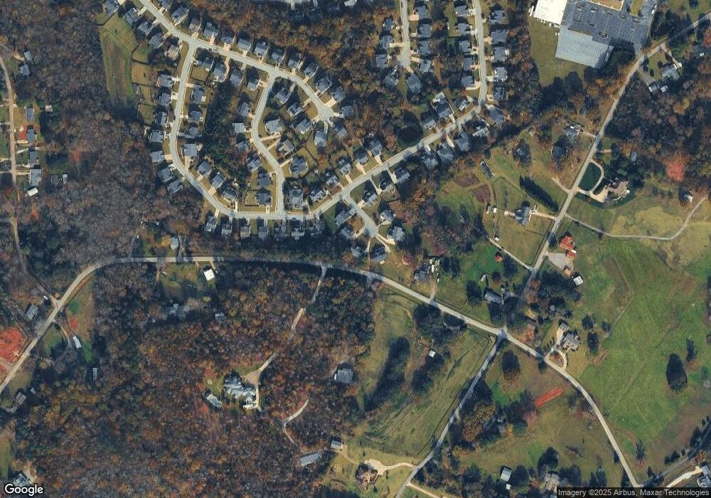 10 Pipers Glen Ct, Travelers Rest, SC 29690 - photo 1