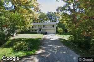 7002 Maple Ave, Spring Grove, IL 60081