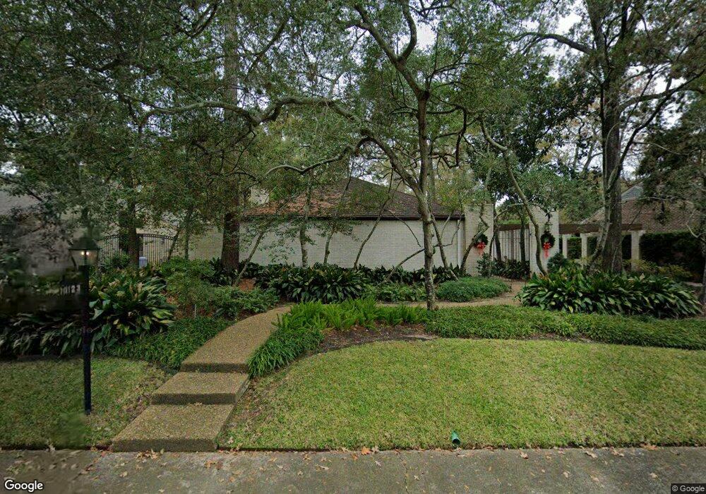 10123 Pine Forest Rd, Houston, TX 77042 - photo 1
