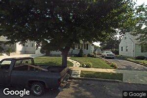 104 Crestview Rd, Fords, NJ 08863