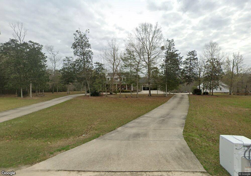 1121 Yorktown Dr, Slidell, LA 70461 - photo 1