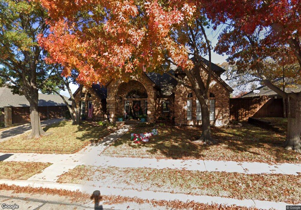 2213 Pine Thicket Ln, Bedford, TX 76021 - photo 1