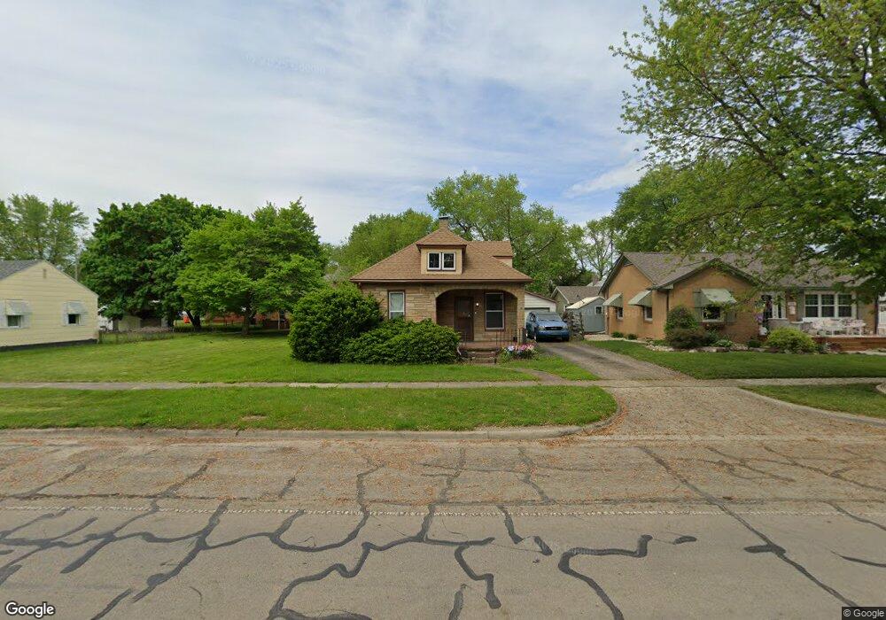 1205 S 14th St, Mattoon, IL 61938 - photo 1