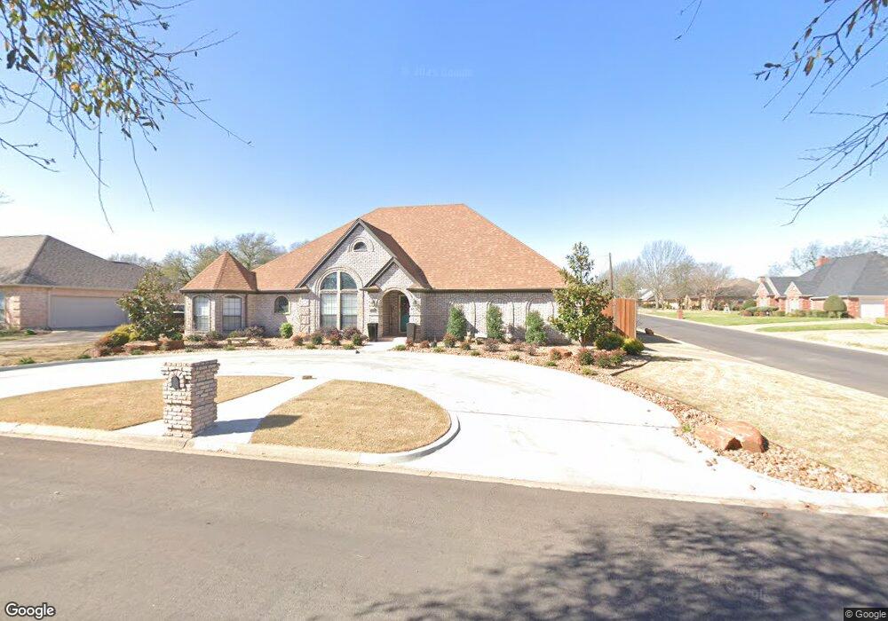 700 Amanda Ln, Cleburne, TX 76033 - photo 1