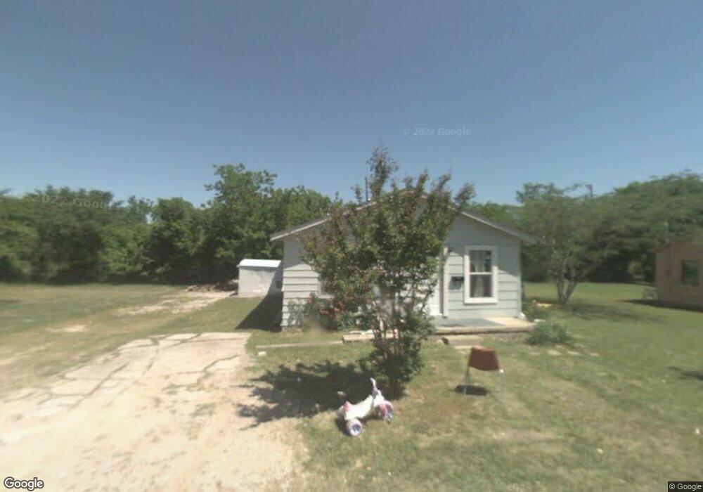 27 15th Place NW, Ardmore, OK 73401 - photo 1