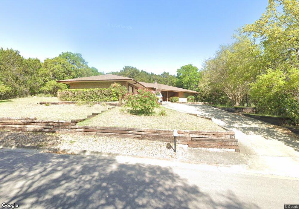 305 Oakridge Dr, San Marcos, TX 78666 - photo 1