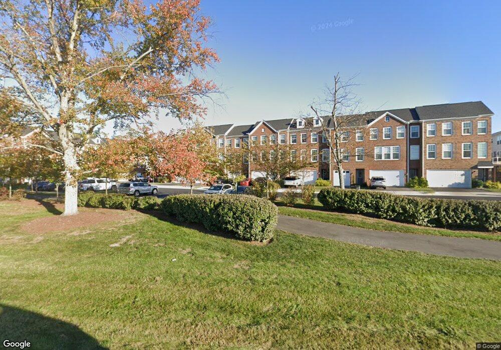 24914 Gum Spring Rd, Chantilly, VA 20152 - photo 1