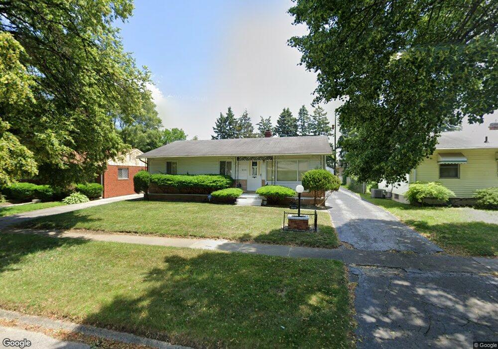 2043 Whittlesey St, Flint, MI 48503 - photo 1