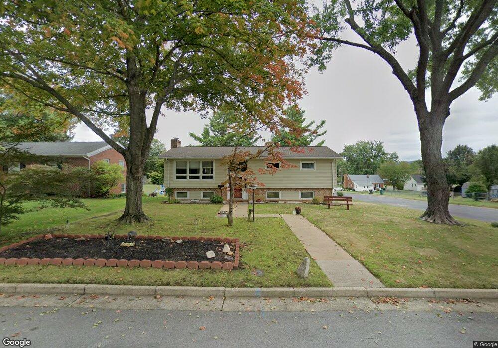 300 Seybert Ave, Waynesboro, VA 22980 - photo 1