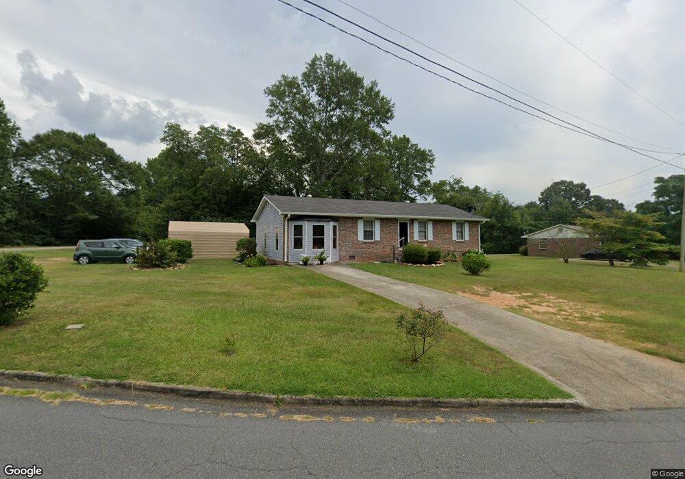 163 Bradley Cir, Barnesville, GA 30204 - photo 1