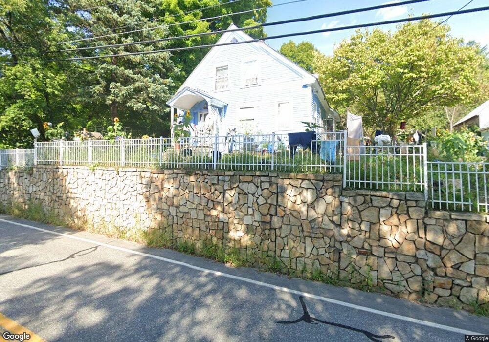 29 Hanover St, Claremont, NH 03743 - photo 1