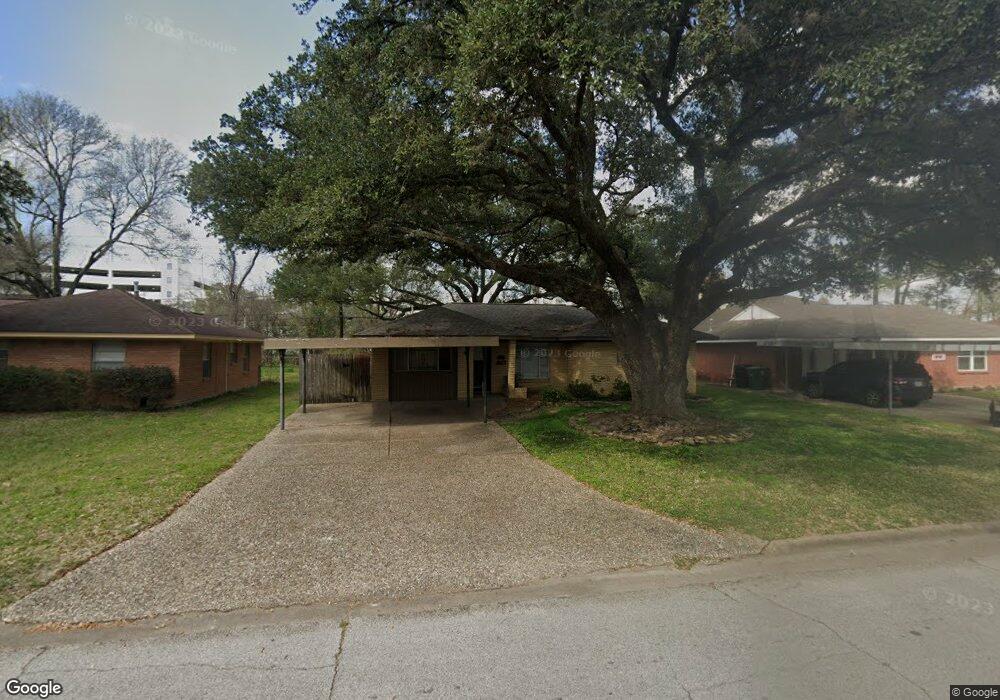 1006 W 31st St, Houston, TX 77018 - photo 1