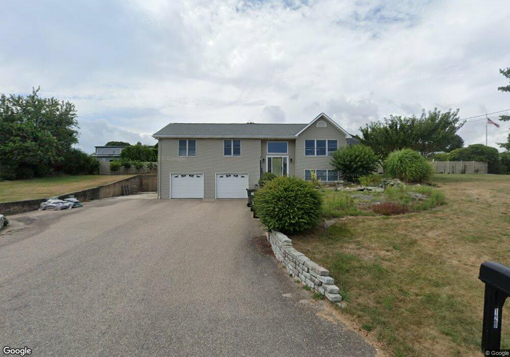129 Summit Ave, Wakefield, RI 02879 - photo 1