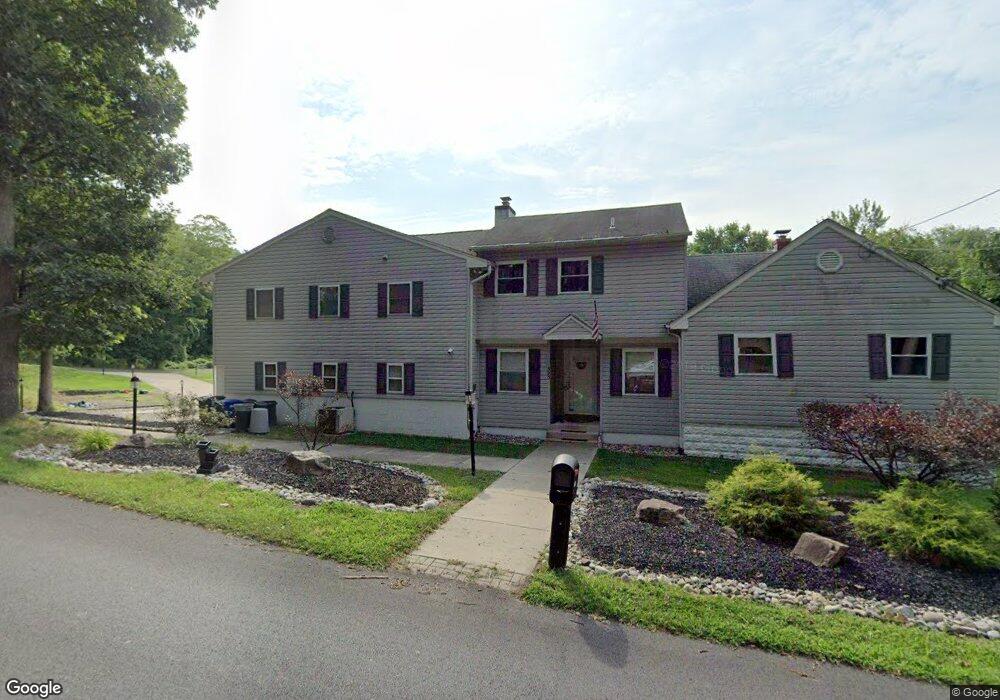 593 New Rd, Southampton, PA 18966 - photo 1
