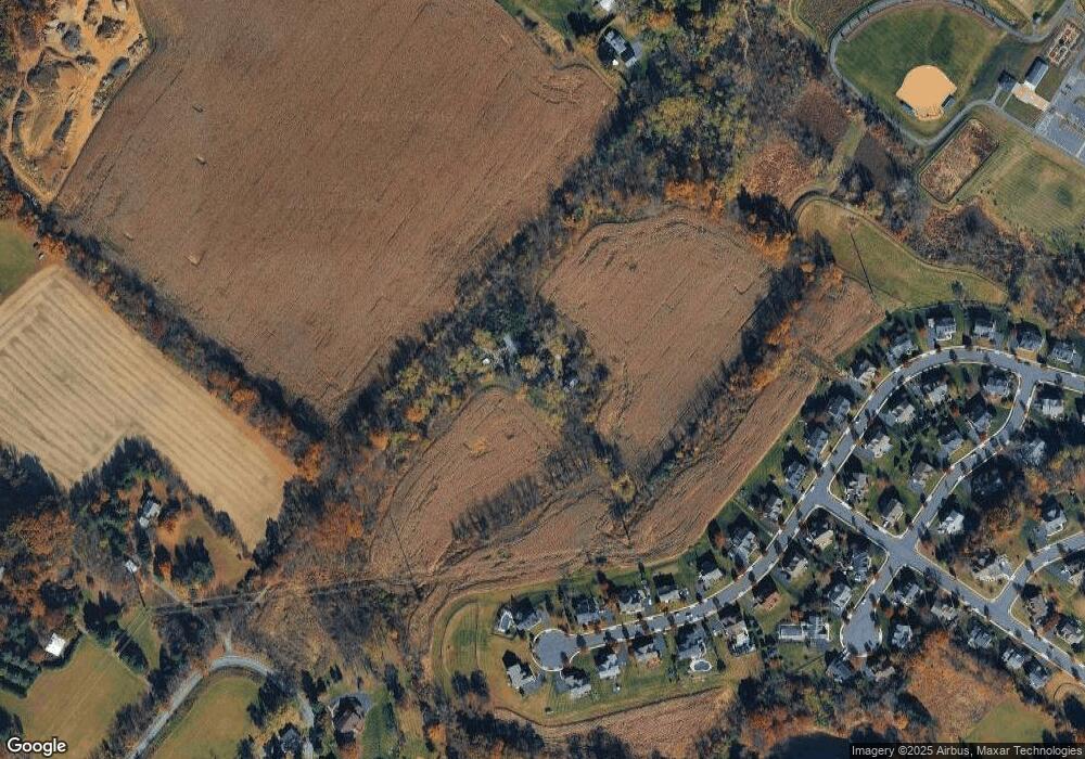 5225 W Hopewell Rd, Center Valley, PA 18034 - photo 1