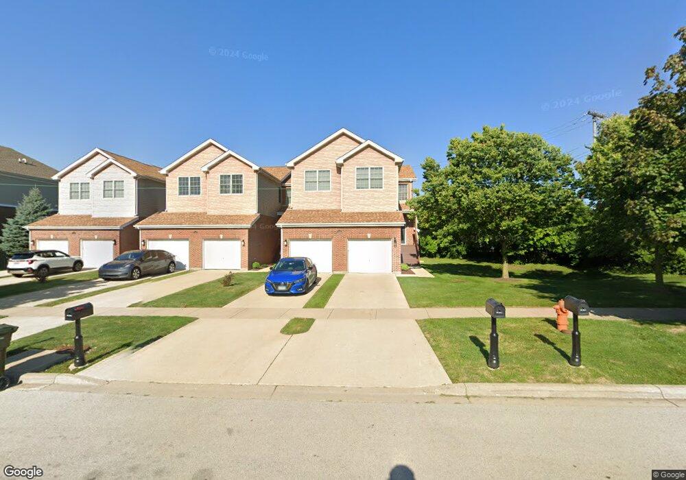 1418 N Charles Ave unit 200, Naperville, IL 60563 - photo 1