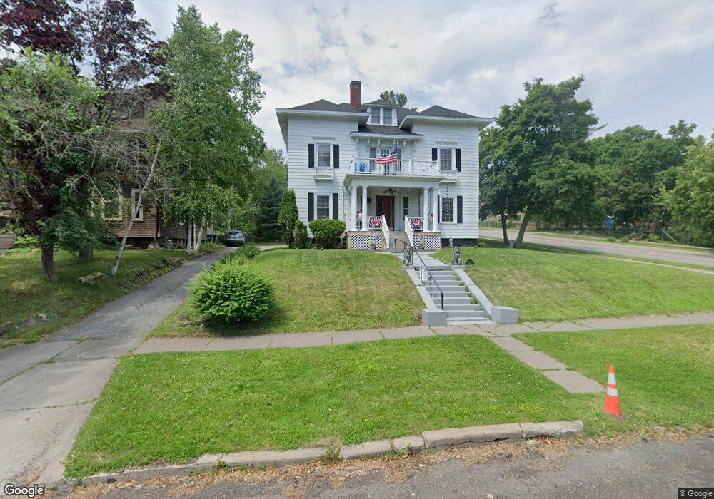 2331 E 5th St, Duluth, MN 55812 - photo 1