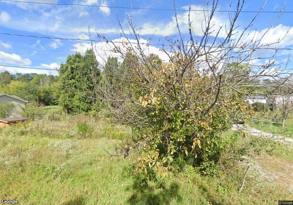 446 Carolina Cir, Hendersonville, NC 28792 - photo 1