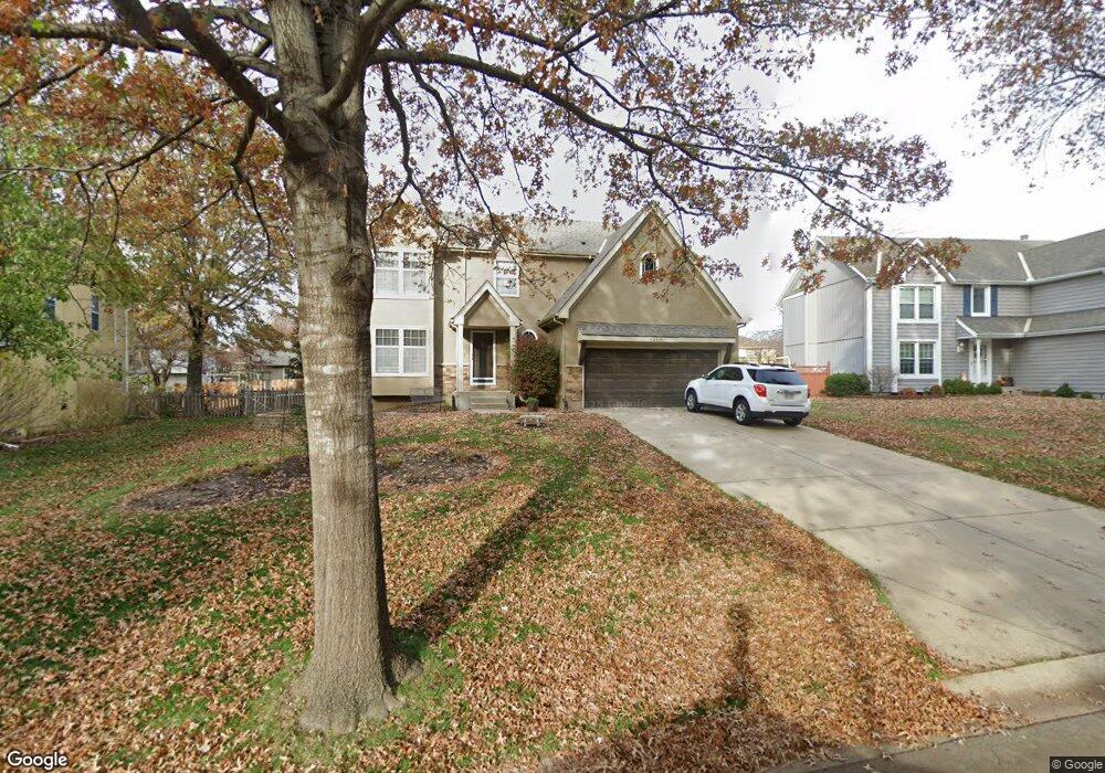 22516 W 53rd Terrace, Shawnee, KS 66226 - photo 1