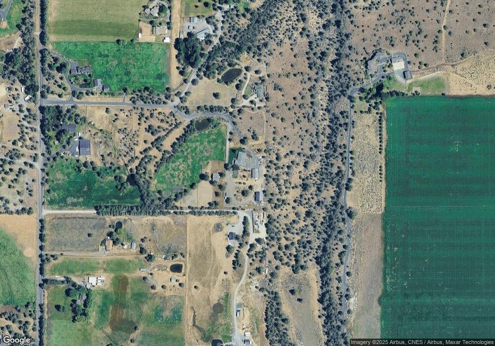 18769 Ridgecrest Rd, Bend, OR 97703 - photo 1