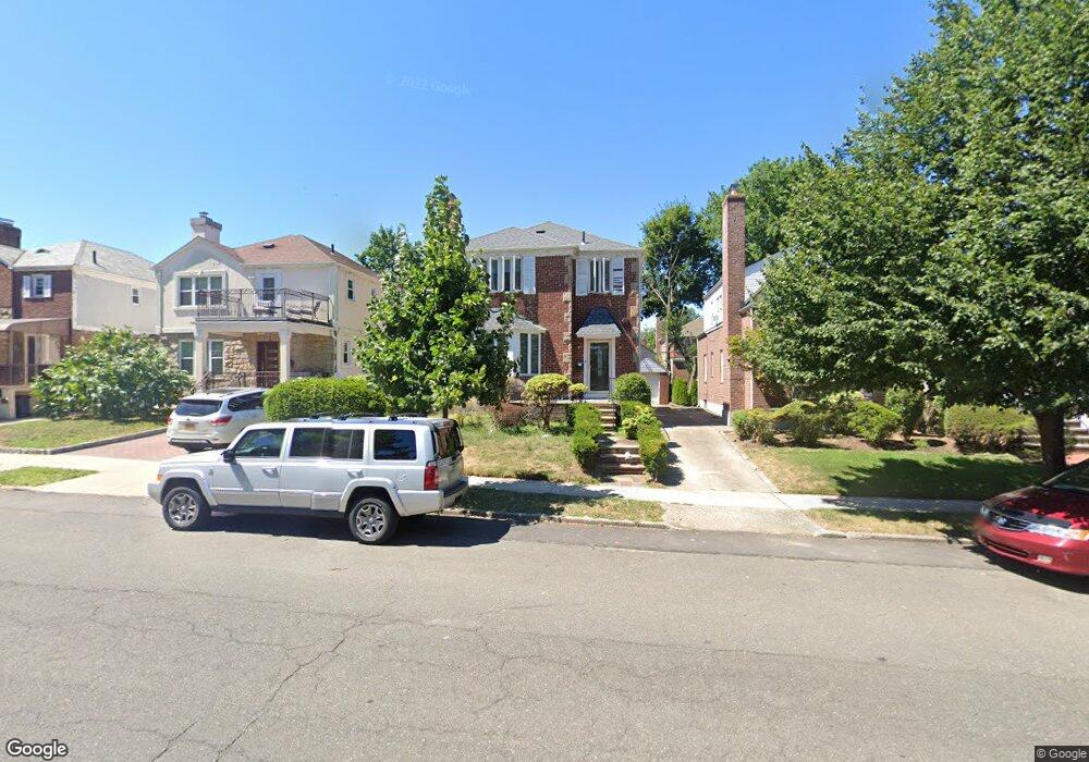 8134 193rd St, Hollis, NY 11423 - photo 1