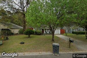 25 Tara Manor Dr, Savannah, GA 31406
