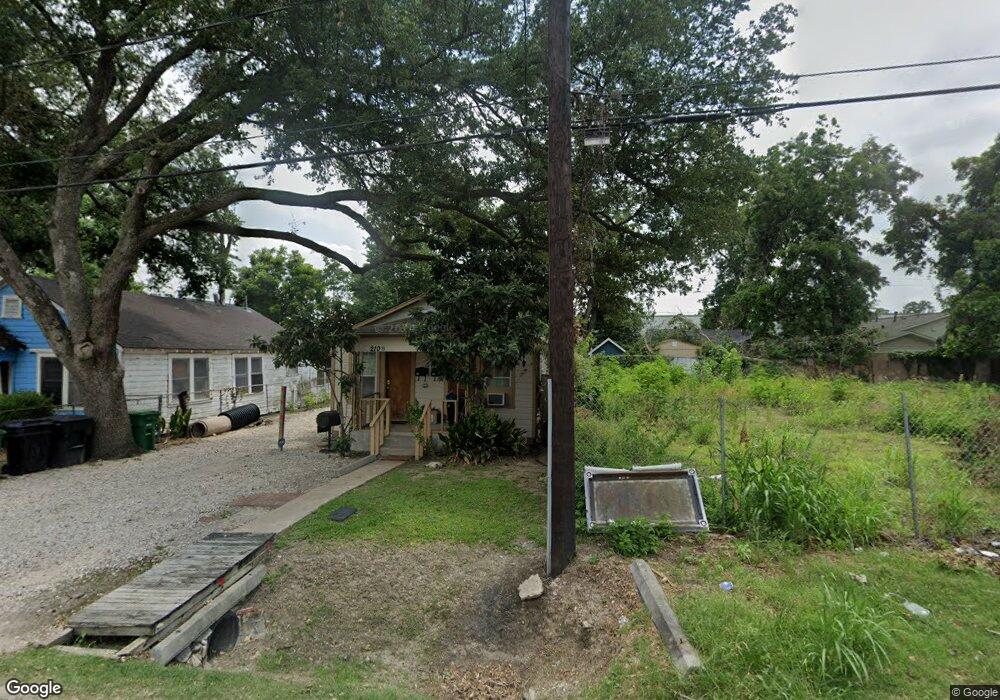 210 Cockerel St unit A, Houston, TX 77018 - photo 1