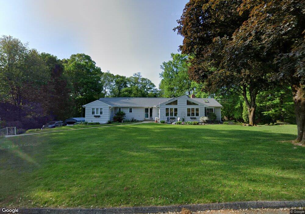 66 Partridge Ln, Trumbull, CT 06611 - photo 1