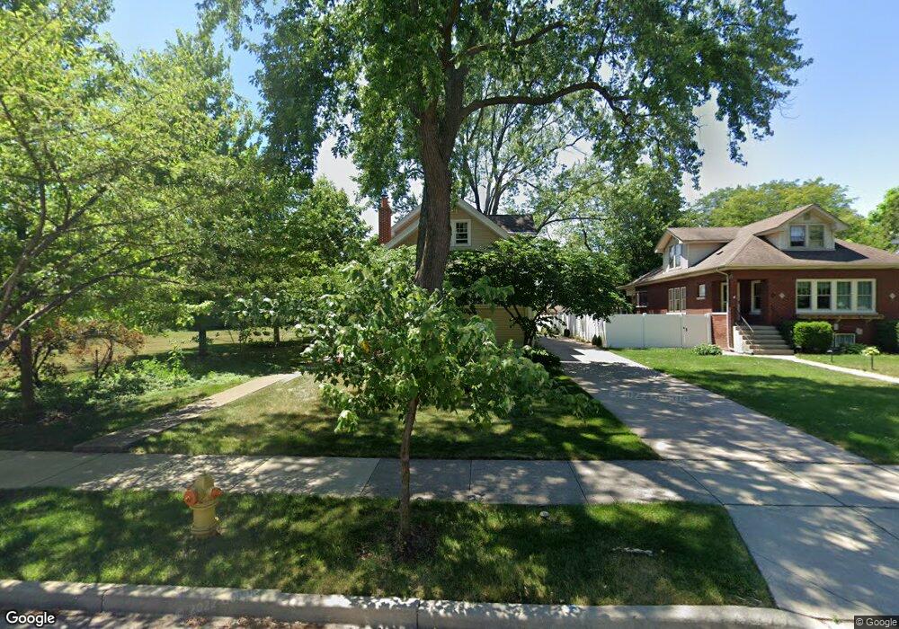 126 N Clinton Ave, Elmhurst, IL 60126 - photo 1