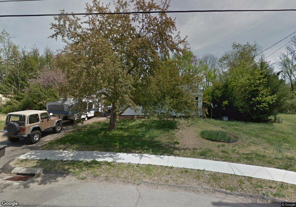 26 Brett Ln, Enfield, CT 06082 - photo 1