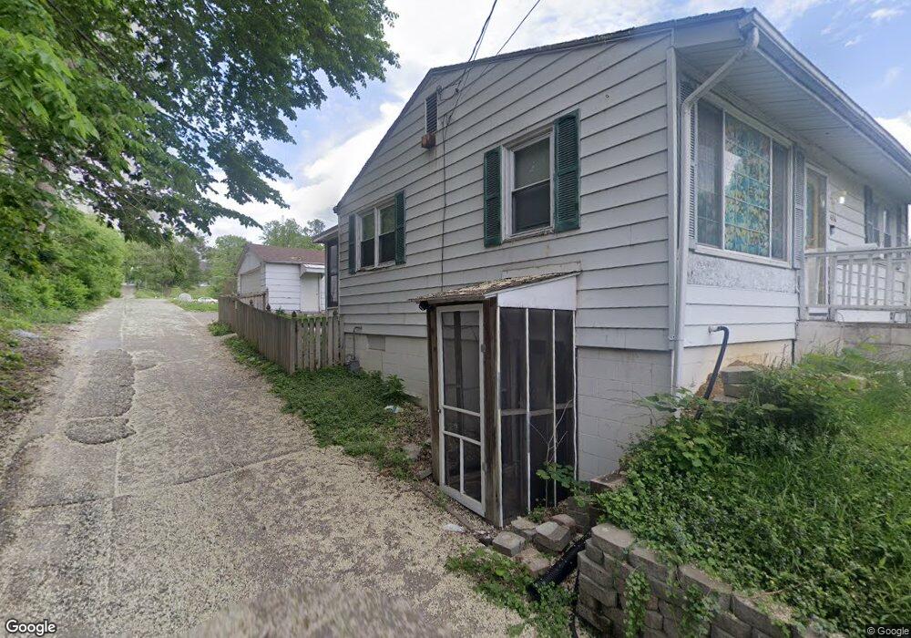 414 W 10th St, Davenport, IA 52803 - photo 1