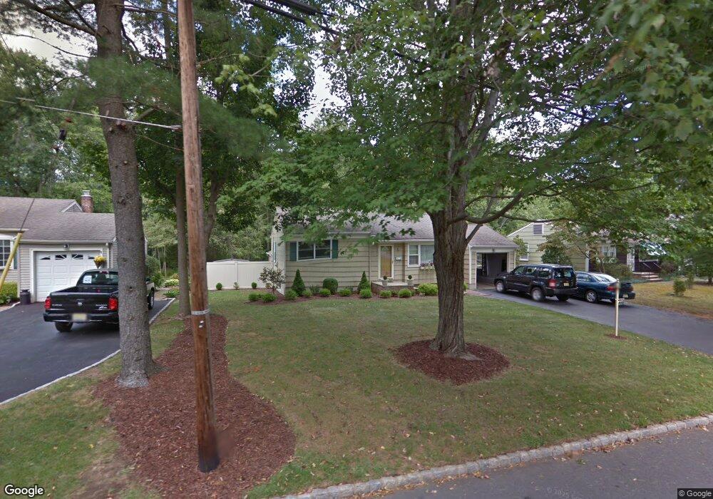 211 Runnymede Pkwy, New Providence, NJ 07974 - photo 1