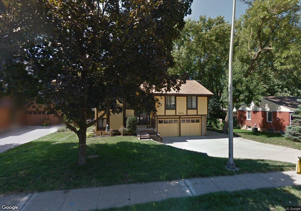 9016 Pflumm Rd, Lenexa, KS 66215 - photo 1