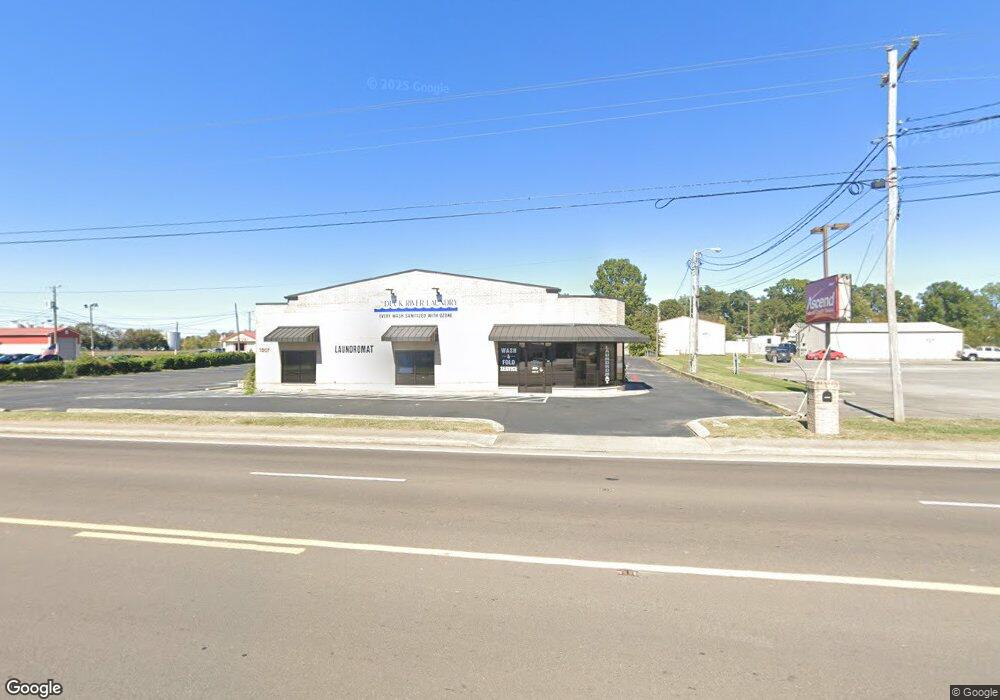 1307 Madison St, Shelbyville, TN 37160 - photo 1