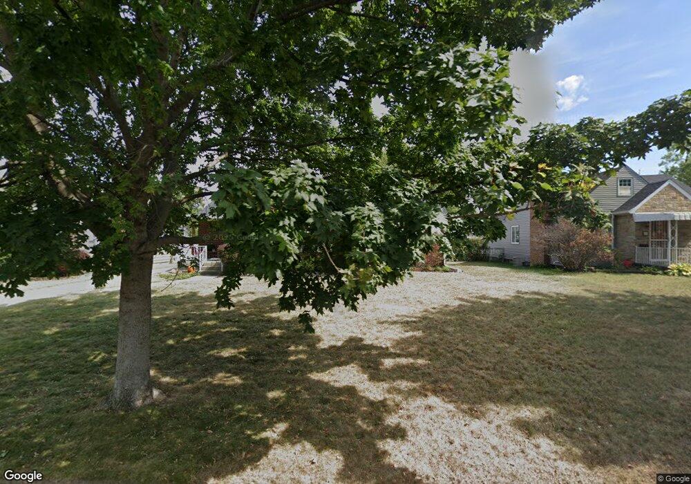 634 Crescent Rd, Columbus, OH 43204 - photo 1