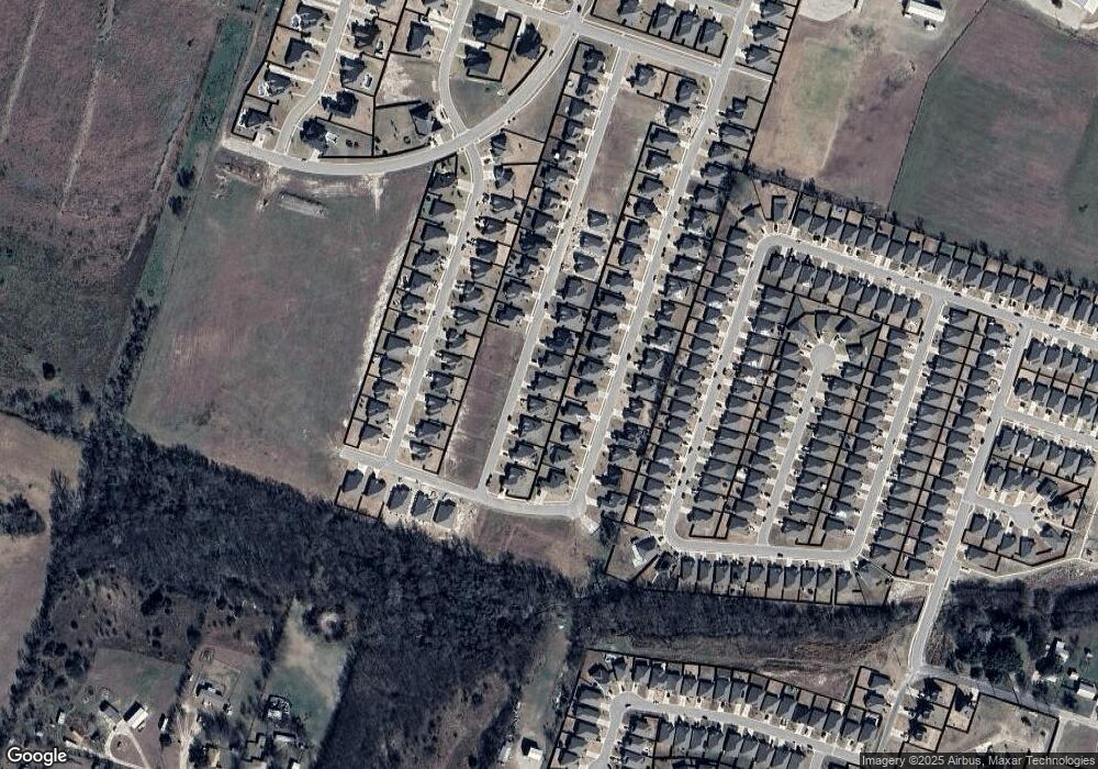 607 Magnolia Dr, Troy, TX 76579 - photo 1