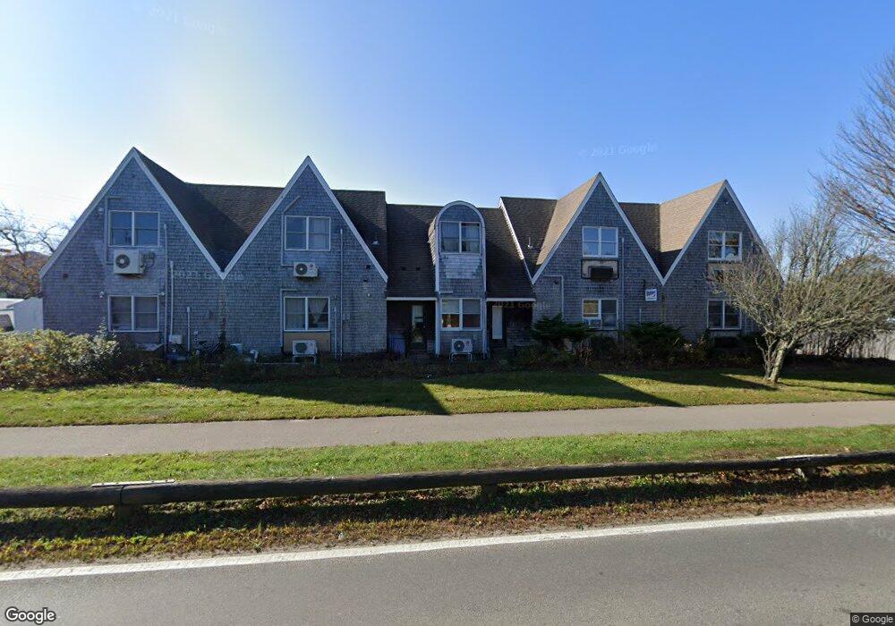 243 Edgartown-Vineyard Haven Rd unit 2, Edgartown, MA 02539 - photo 1