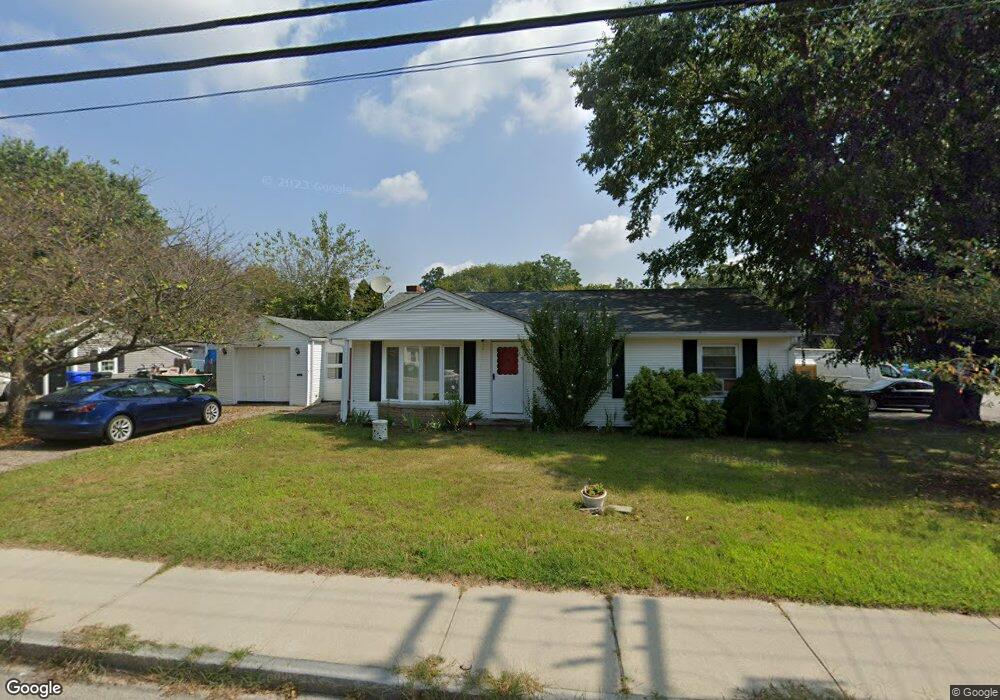 784 Willett Ave, Riverside, RI 02915 - photo 1
