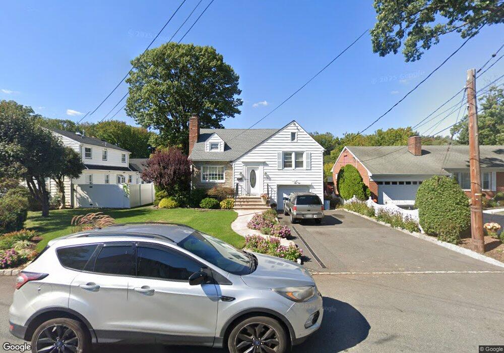 544 Yorktown Rd, Union, NJ 07083 - photo 1