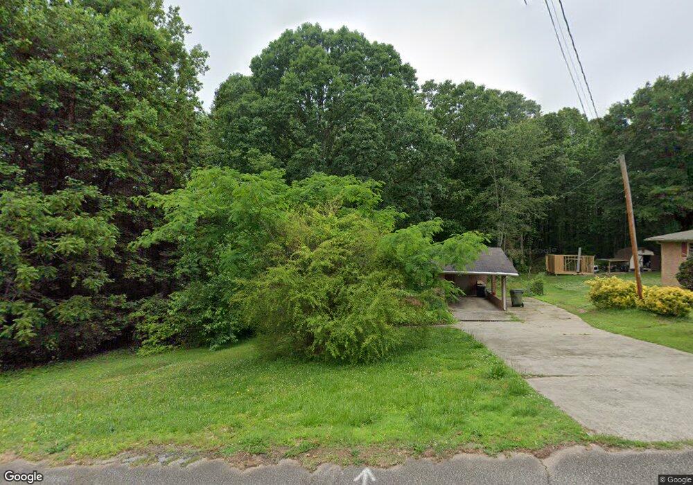 813 N Andover Dr, Walhalla, SC 29691 - photo 1