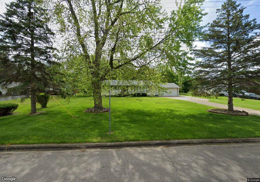 1028 Cora Dr, Flint, MI 48532 - photo 1