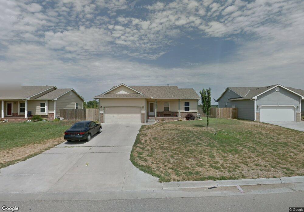 608 S Longbranch Dr, Maize, KS 67101 - photo 1