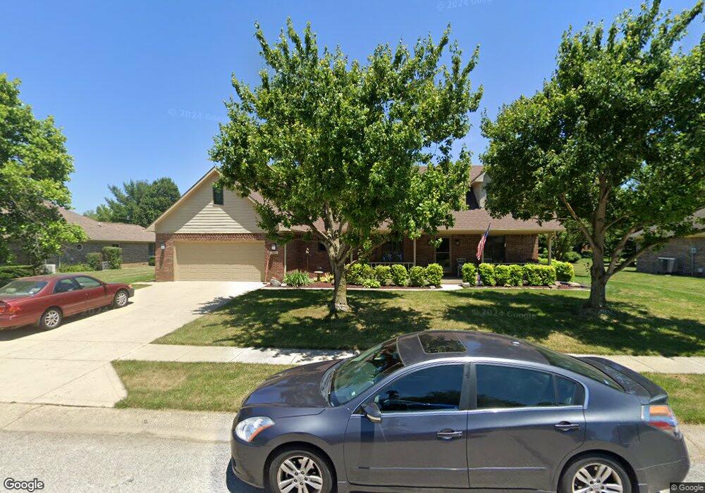 561 Windward Ln, Plainfield, IN 46168 - photo 1