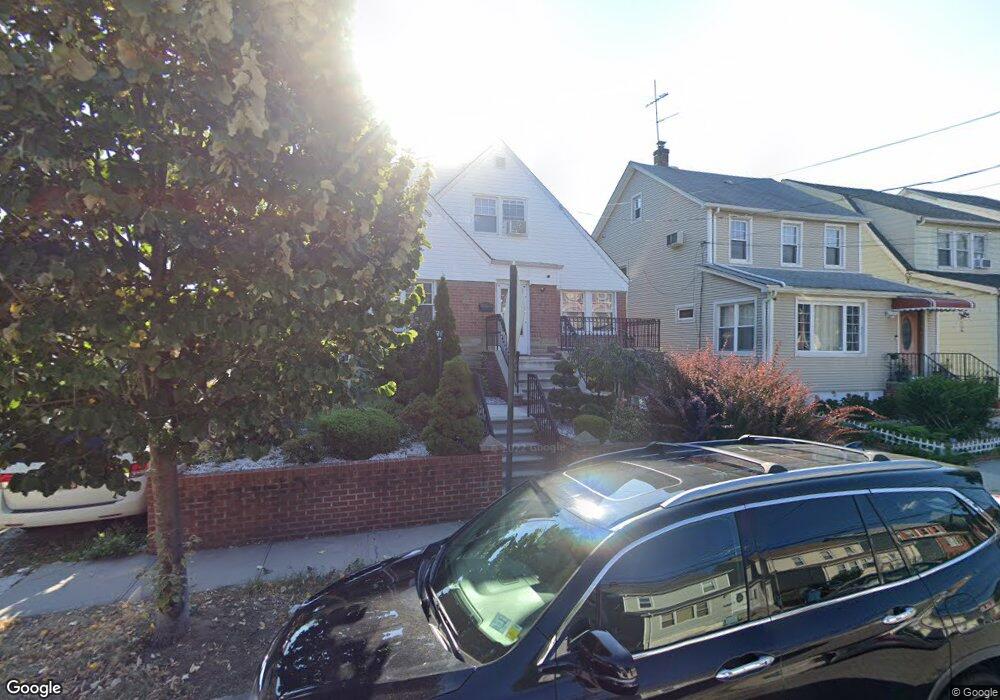 5911 157th St, Flushing, NY 11355 - photo 1