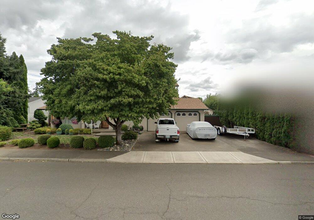 1488 N Juniper St, Canby, OR 97013 - photo 1